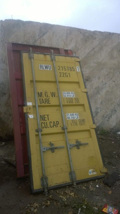 Konteyner qapıları — Bakı