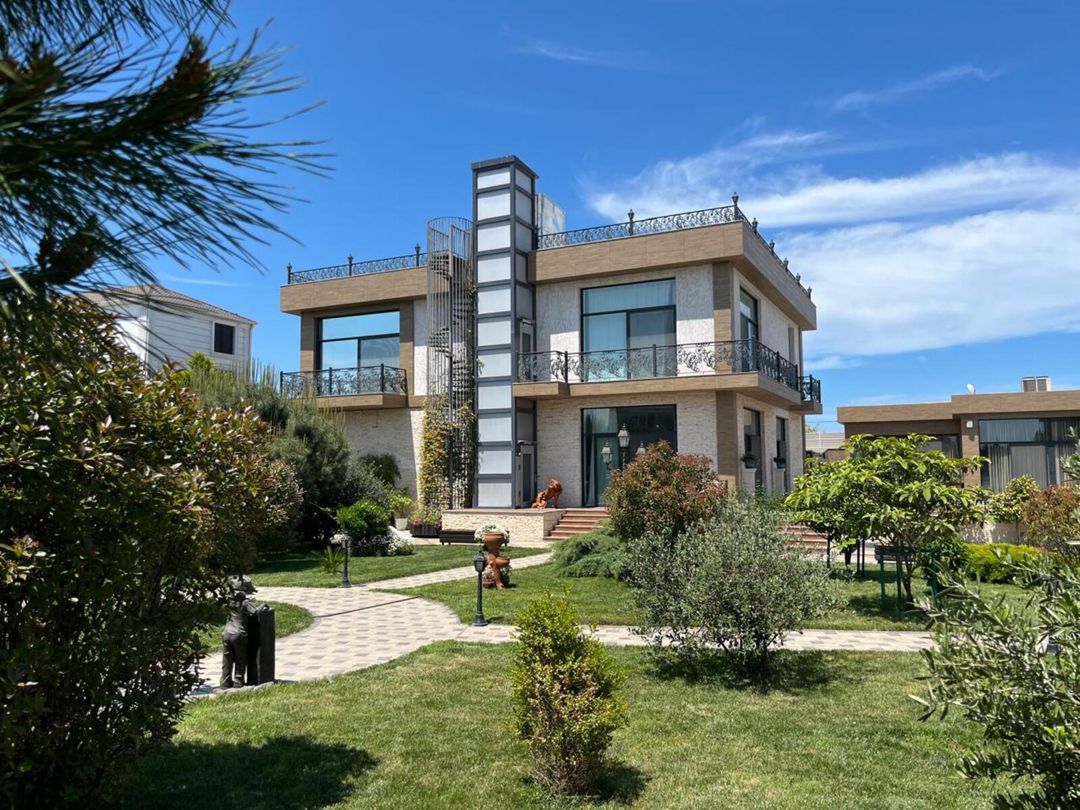 İcarəyə verilir 9 otaqlı həyət evi/bağ evi 750 m² — Ev, villa, Bakı (3)