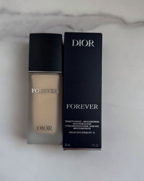 Dior tonal 30azn satılır — Bakı
