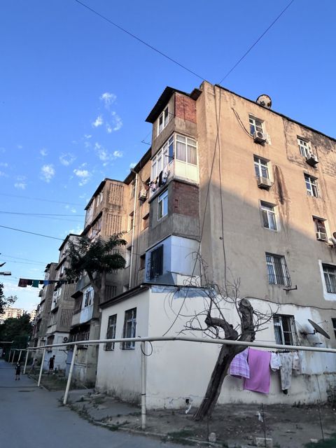 İcarəyə verilir 3 otaqlı köhnə tikili 70 m² — Bakı