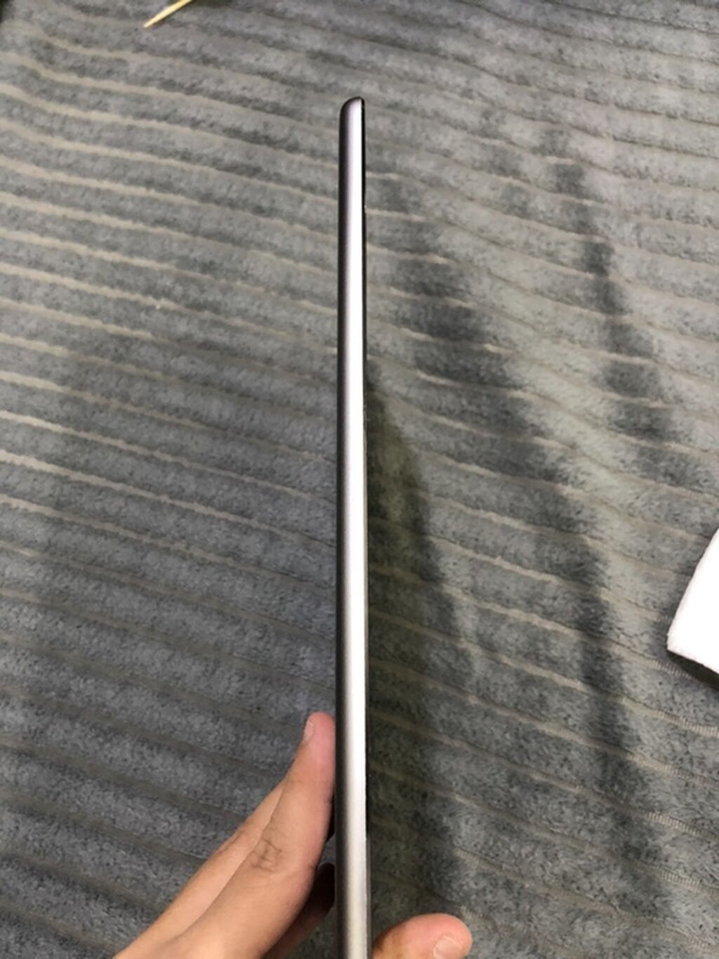 Apple iPad planşet - Korpus: gümüş rəngli alüminium, arxada Apple — Apple, Bakı (4)