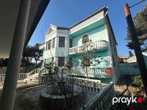 Həyət evi, Babək pr