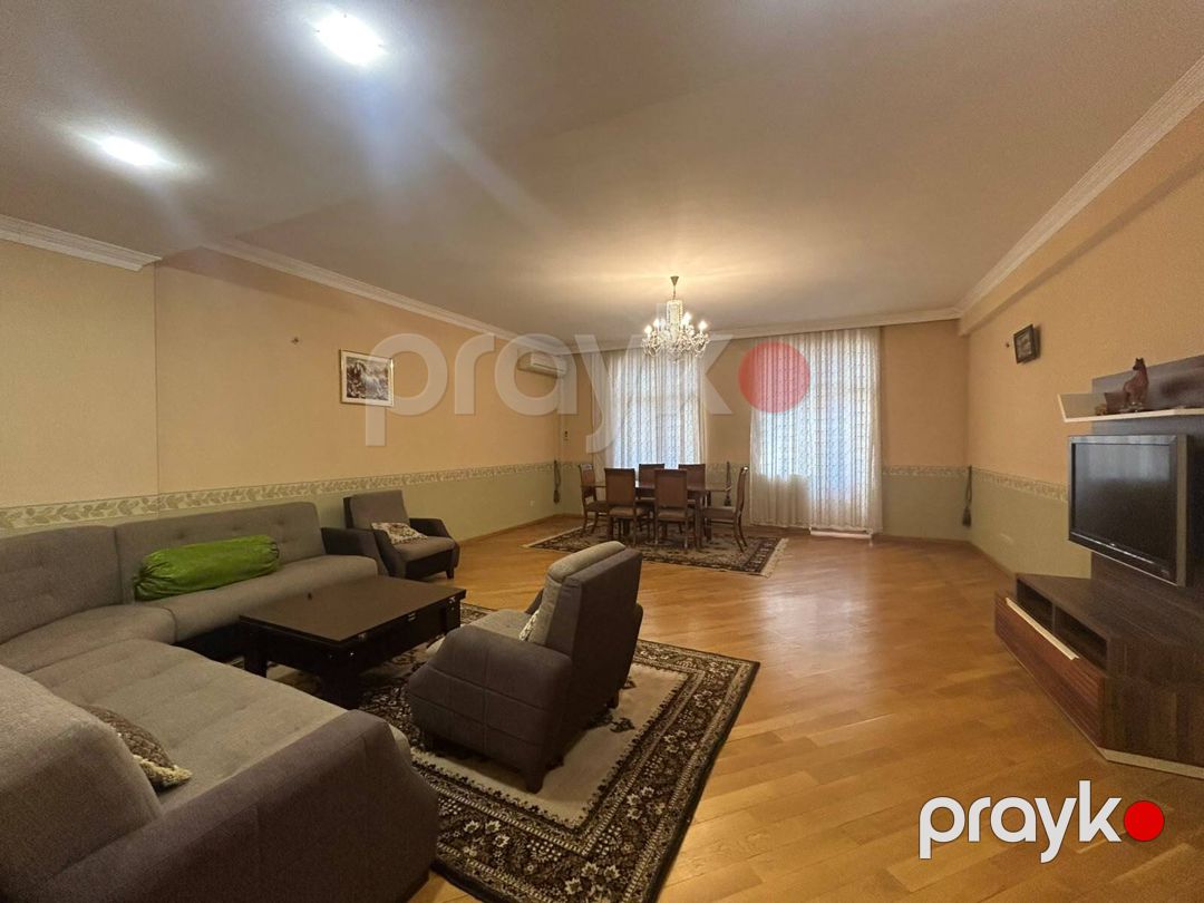 İcarəyə verilir 4 otaqlı yeni tikili 210 m² — Mənzil, Bakı (2)