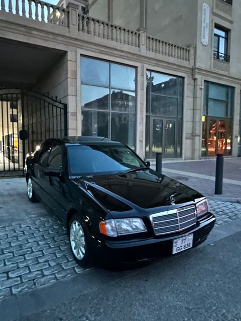 Mercedes C 200, 2.0 L, 1999 il, 284 000 km — Bakı