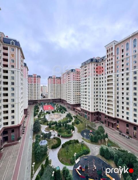 Satılır 2 otaqlı yeni tikili 76 m²