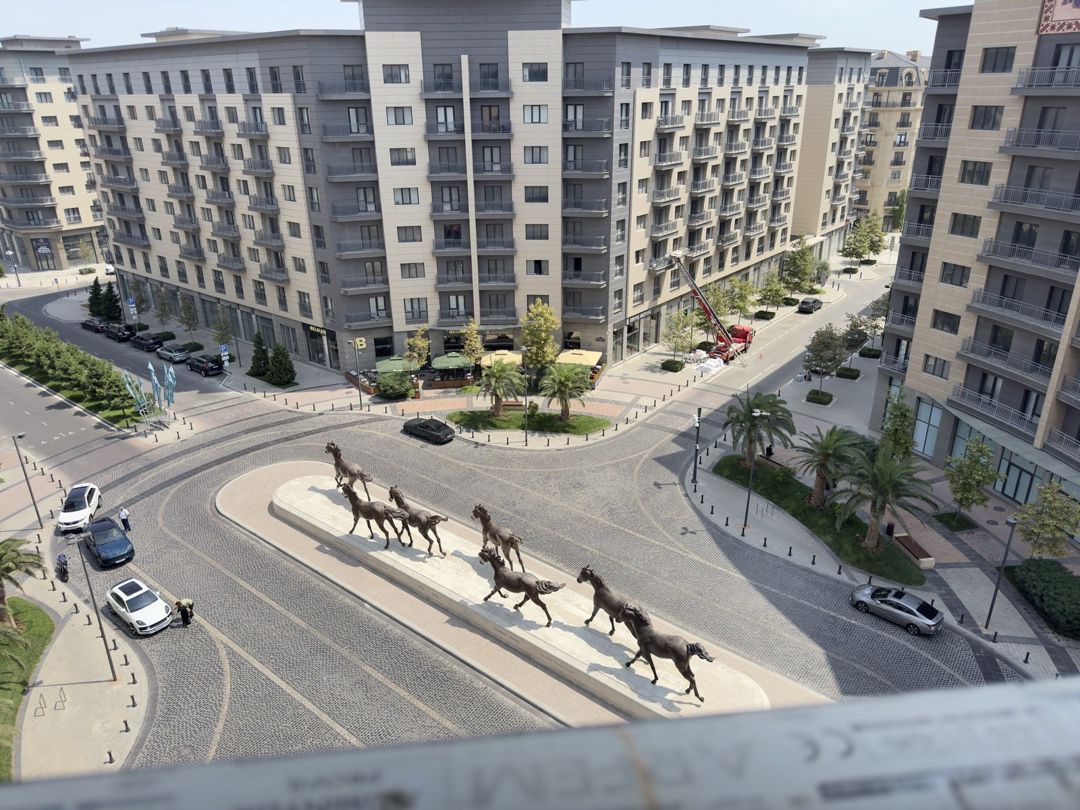 5-otaqlı yeni tikili, Qarabağ atları meydanı, 245 m² — Mənzil, Bakı (2)