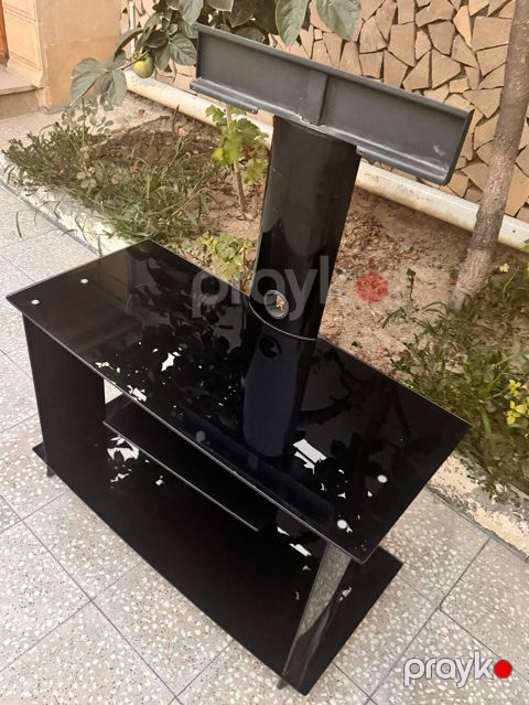 Şüşə TV stendi və asqı sistemi - Rəng: parlaq qara - Material: qalın — Bakı