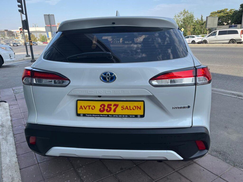 Toyota Corolla Cross, 2.0 L, 1.31 kWh, 2024 il, 39 000 km — Avtomobillər, Bakı (3)