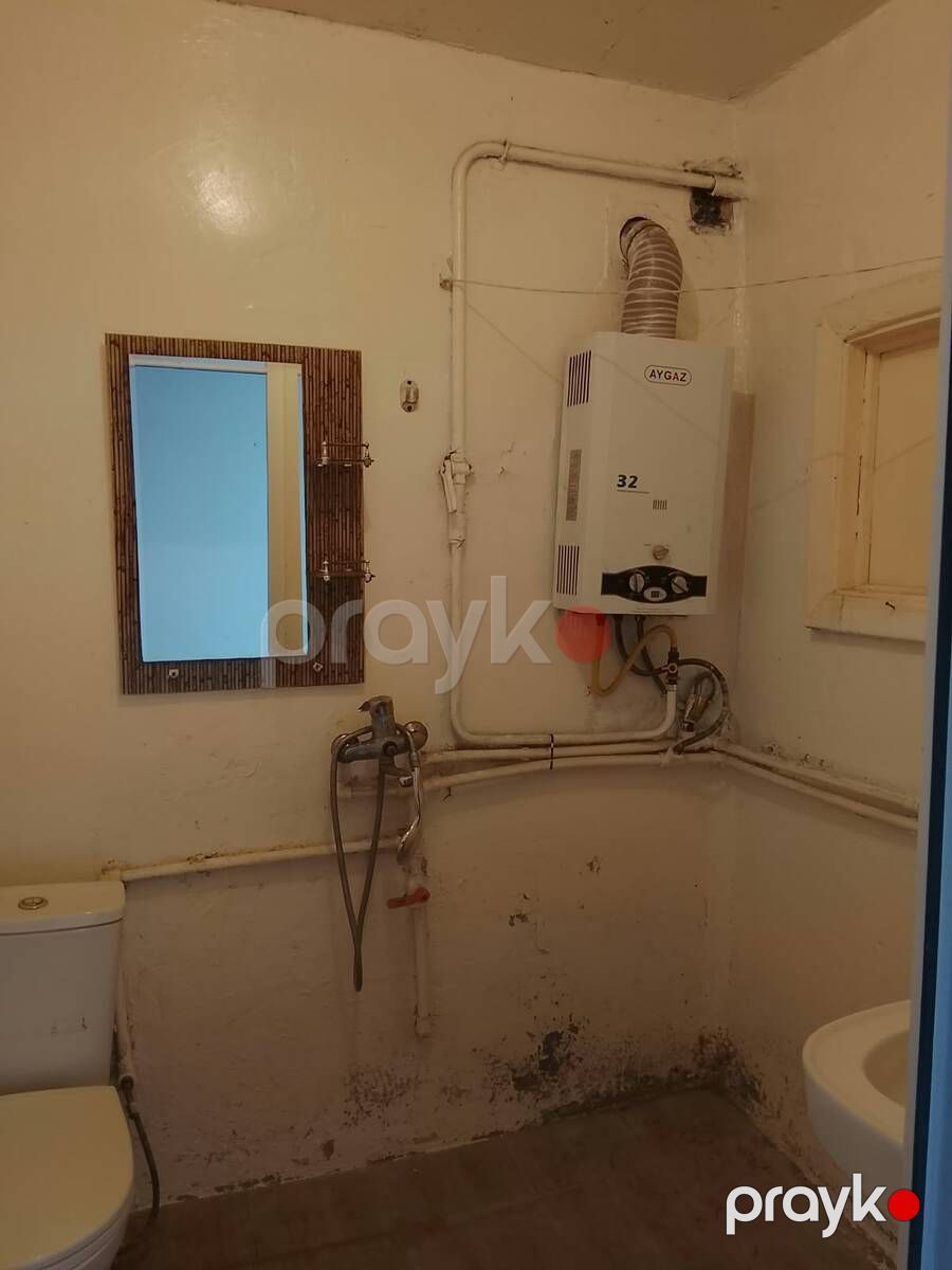 Satılır 1 otaqlı köhnə tikili 35 m² — Mənzil, Bakı (8)
