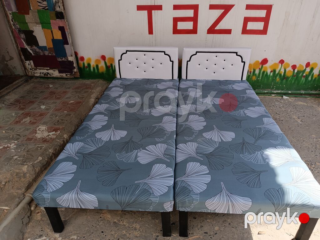 Kravat təzədir Vhatsapa yaza bilersiz hazir əldə var — Yataqlar, Bakı (3)