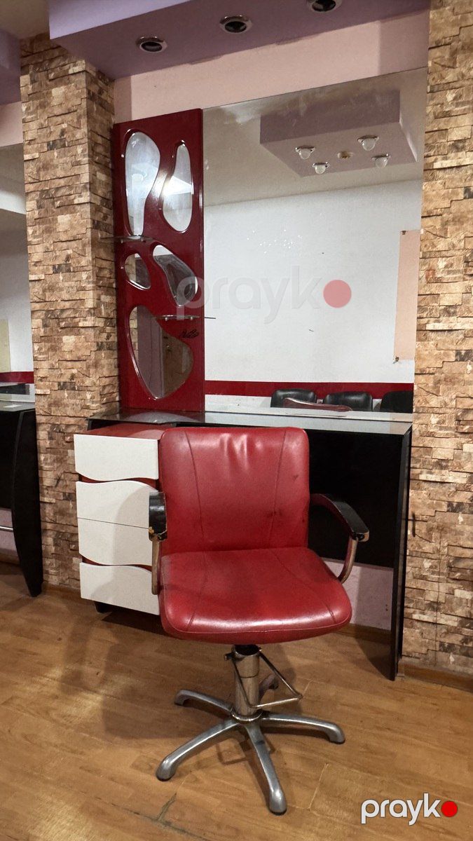 Salon mebeli — Biznes və avadanlıq, Bakı