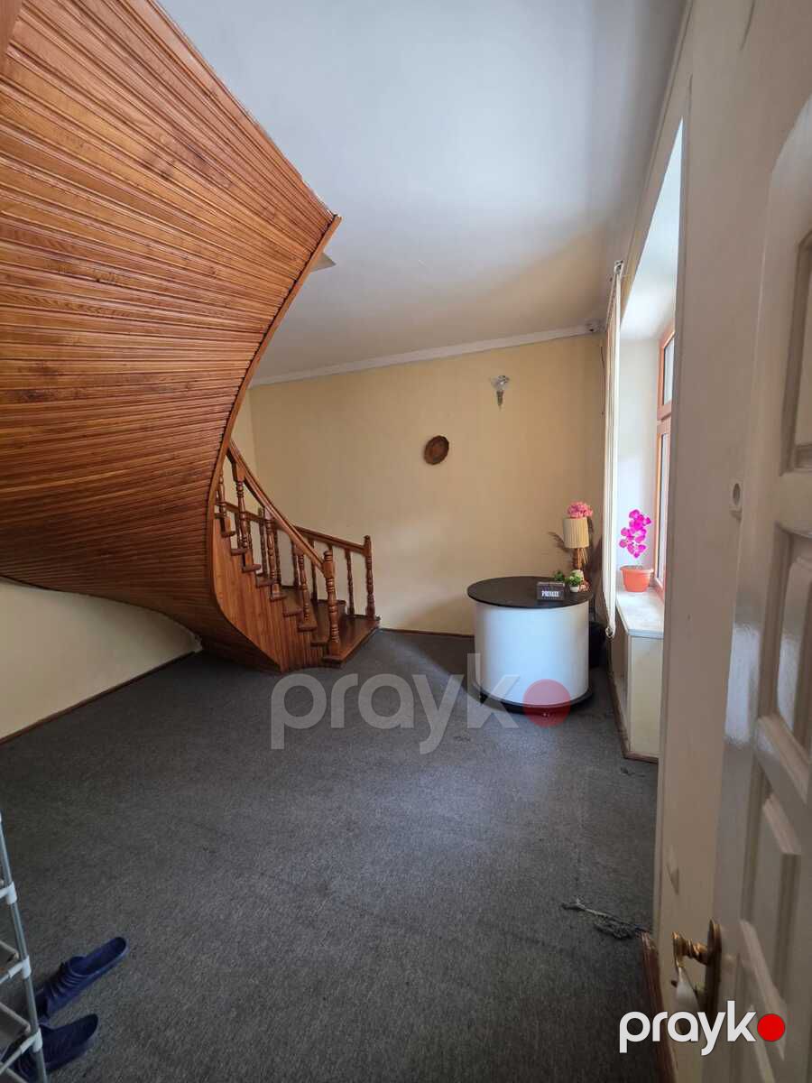 İcarəyə verilir 8 otaqlı həyət evi/bağ evi 500 m² — Ev, villa, Bakı (11)