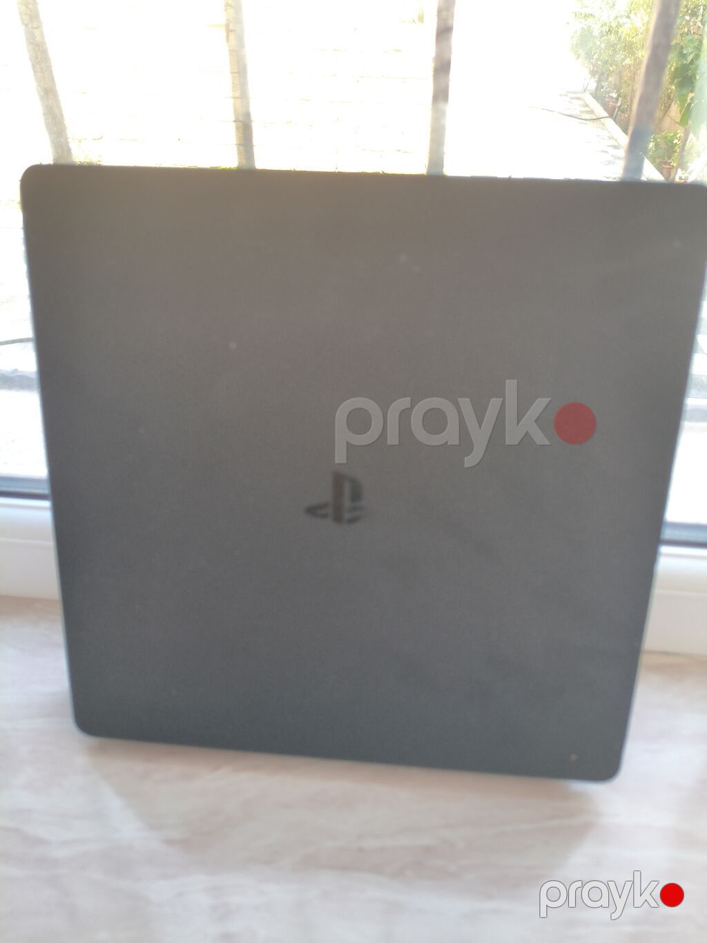 Ps4 Slim 1 Tb 2 Orginal pult Kabelleri zadı üstünde Endirim Yoxdu — Oyun konsolları, Sumqayıt