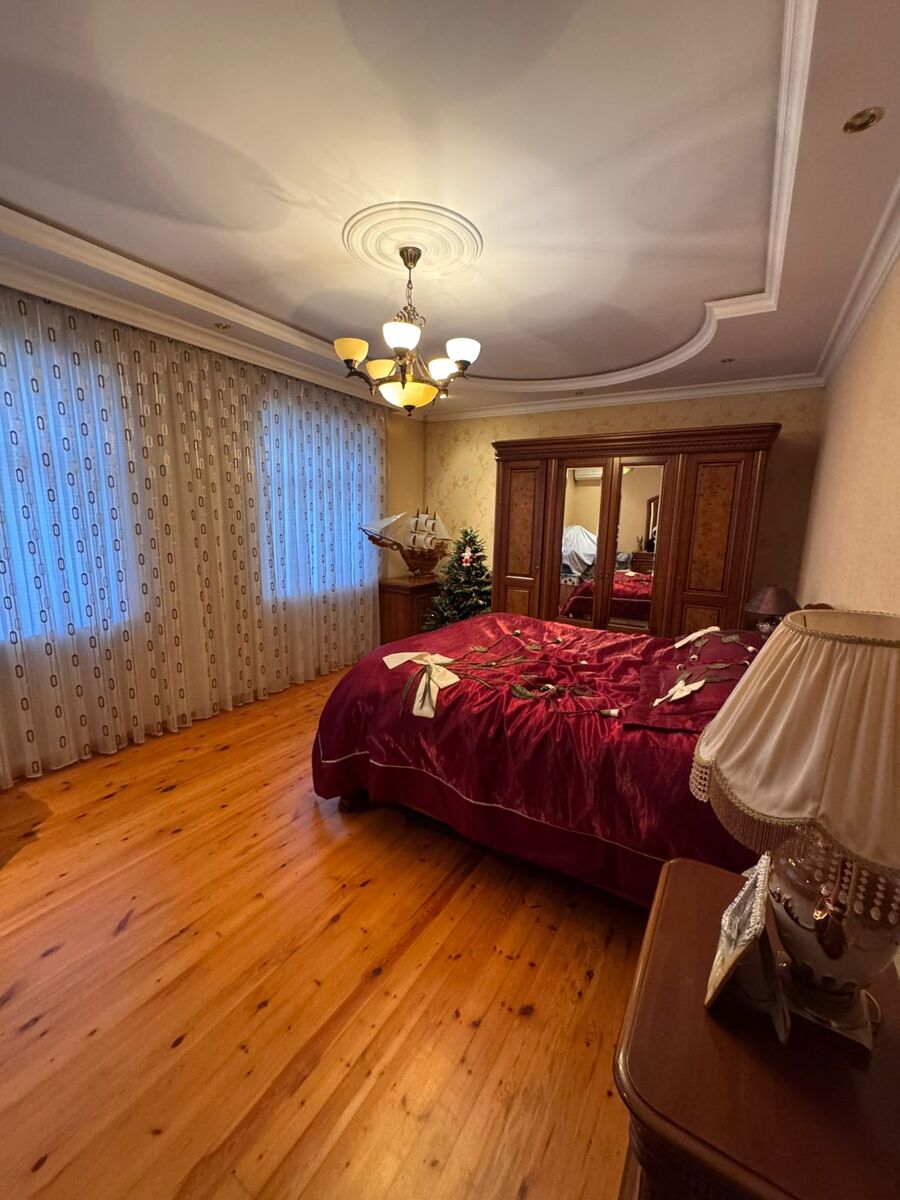 Satılır 5 otaqlı həyət evi/bağ evi 240 m² — Ev, villa, Bakı (10)