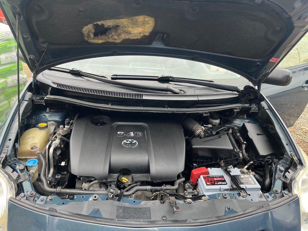 Toyota Auris, 1.4 L, 2008 il, 400 000 km — Avtomobillər, Bakı (8)