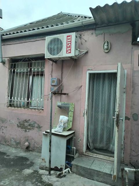 Satılır 2 otaqlı həyət evi/bağ evi 45 m² — Bakı