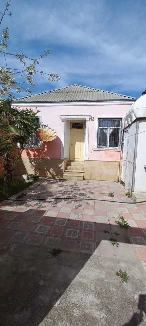 Həyət evi, Heydər Əliyev pr — Xırdalan