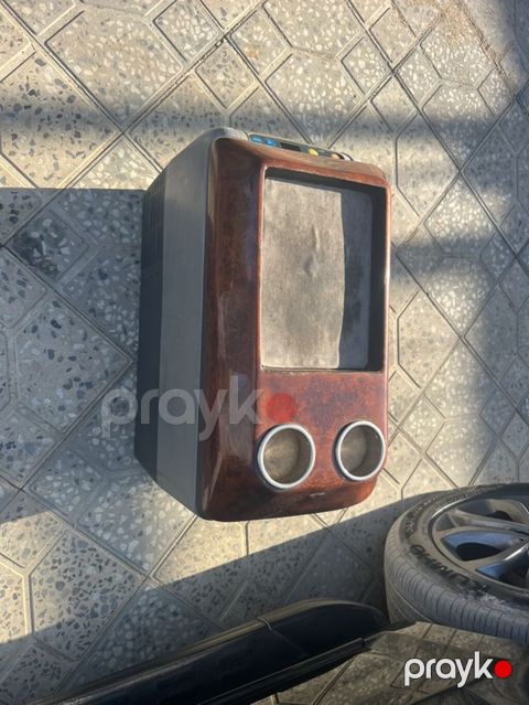 Məlumat - Avtomobil üçün portativ soyuducu/mini soyuducu (12V). - Üst