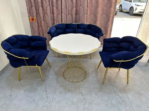 Divan 2 kreslo ve masa 250 azn tam ideal unvan H. Aslanov — Digah