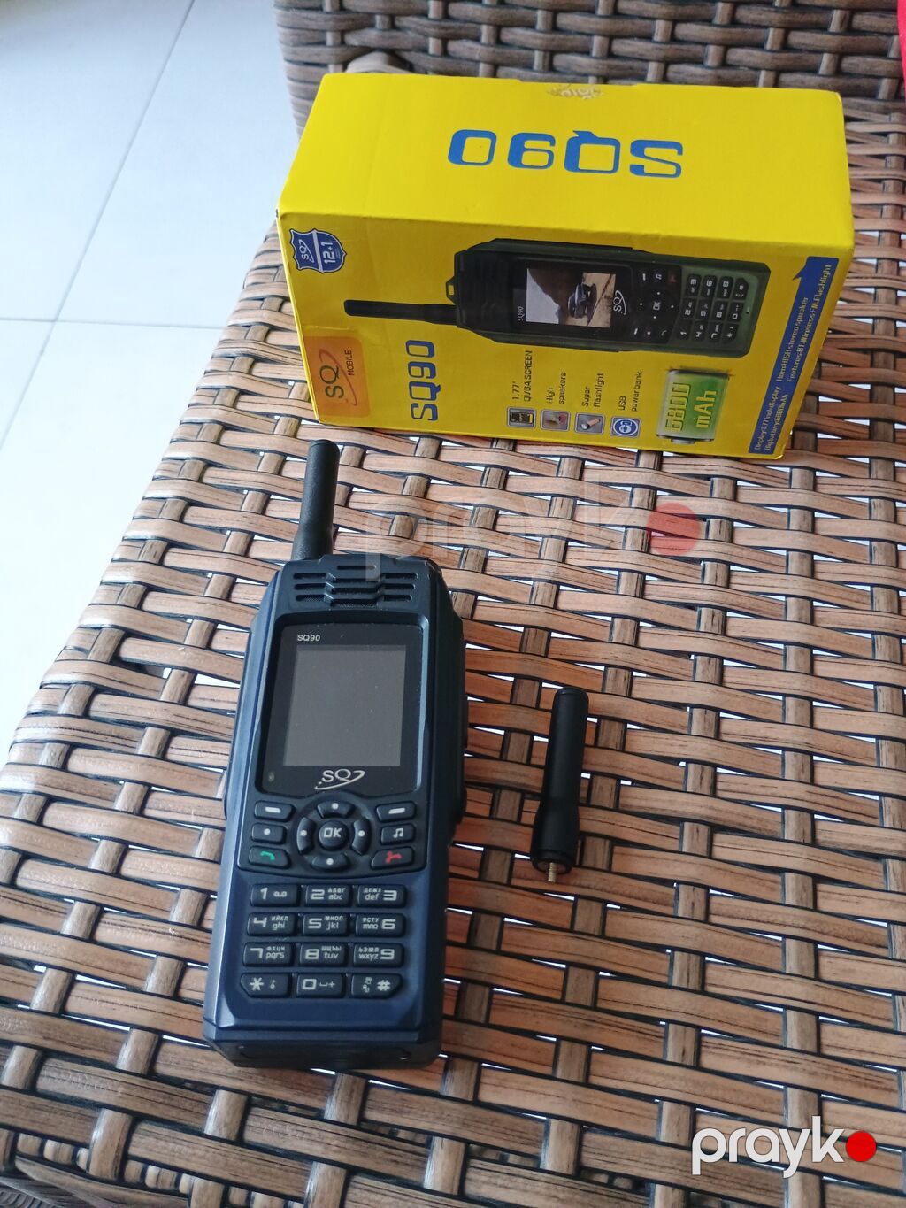 SQT S090 iki-SIMli düyməli telefon/radio Xüsusiyyətlər: - 1.77" — Digər smartfonlar, Digah