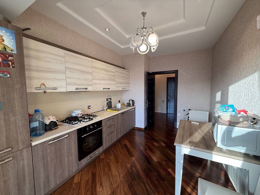 İcarəyə verilir 3 otaqlı yeni tikili 130 m² — Mənzil, Bakı (11)