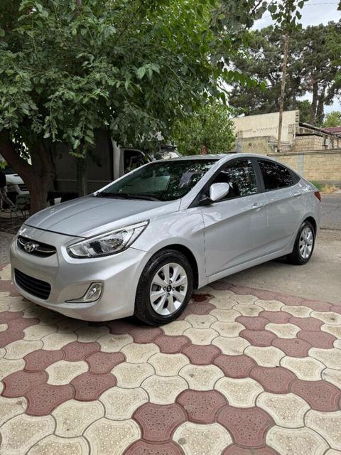 Hyundai Accent, 1.4 L, 2015 il, 187 000 km — Biləsuvar