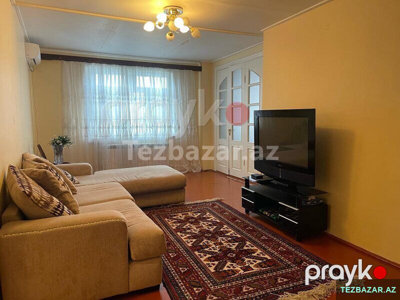 Qubanın mərkəzində həyət evi satılır — Ev, villa, Quba (2)