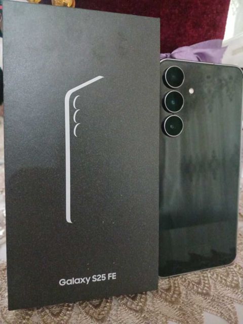 Samsung Galaxy S25 FE Jetblack 128GB/8GB — Gəncə