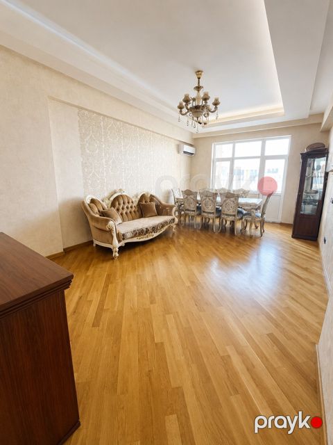 Satılır 2 otaqlı yeni tikili 110 m²