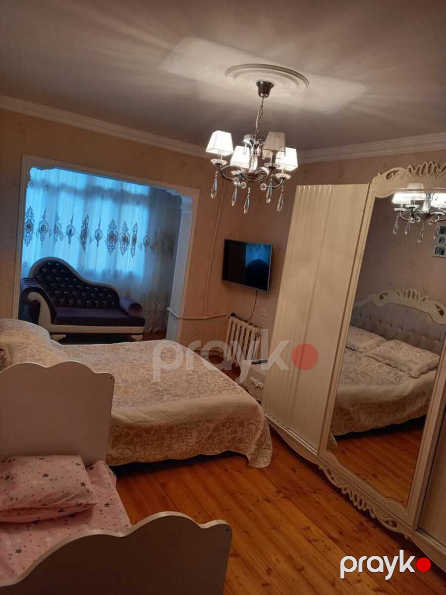 Satılır 4 otaqlı köhnə tikili 110 m² — Mənzil, Bakı (5)