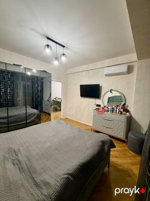 Satılır 4 otaqlı yeni tikili 185 m²