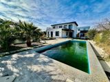 Satılır 5 otaqlı həyət evi/bağ evi 260 m² — Kamil