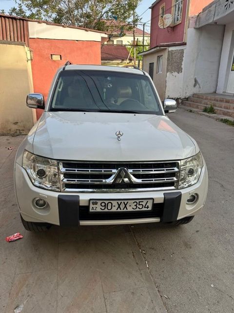 Mitsubishi Pajero, 3.5 L, 2010 il, 190 000 km — Bakı