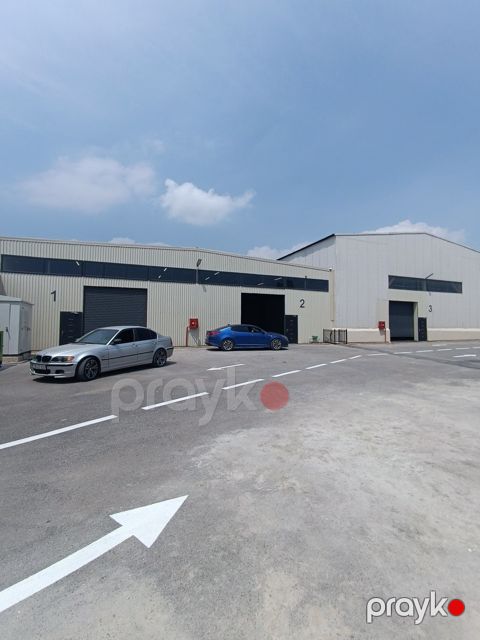 İcarəyə verilir obyekt 288 m² — Bakı