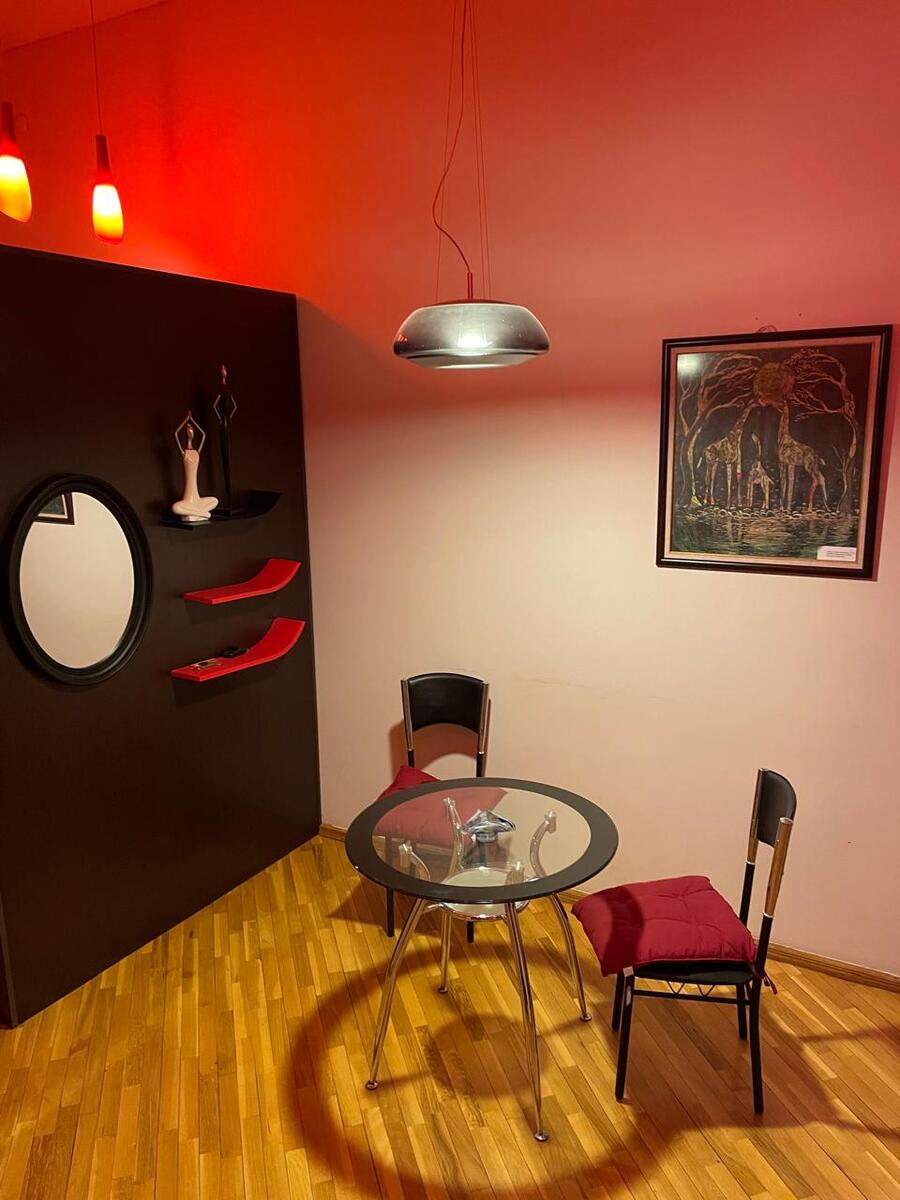 Satılır 4 otaqlı köhnə tikili 210 m² — Mənzil, Bakı (11)