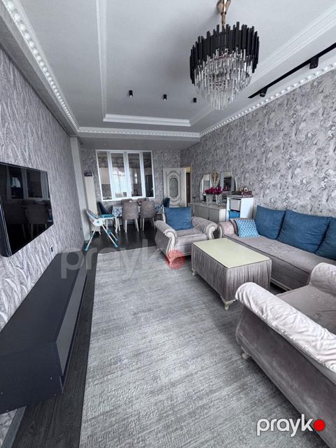 Satılır 2 otaqlı yeni tikili 79 m²