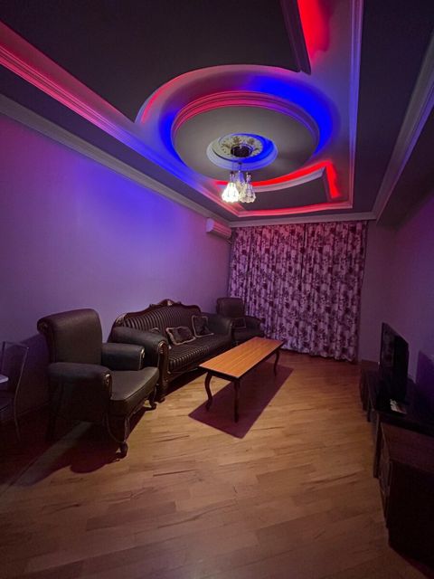 2-otaqlı yeni tikili kirayə verilir, 28 May m., 80 m² — Bakı