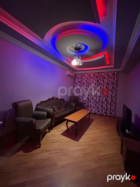 2-otaqlı yeni tikili kirayə verilir, 28 May m., 80 m²