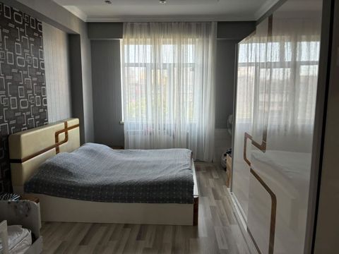 2 otaqlı, 85 kv. m — Bakı