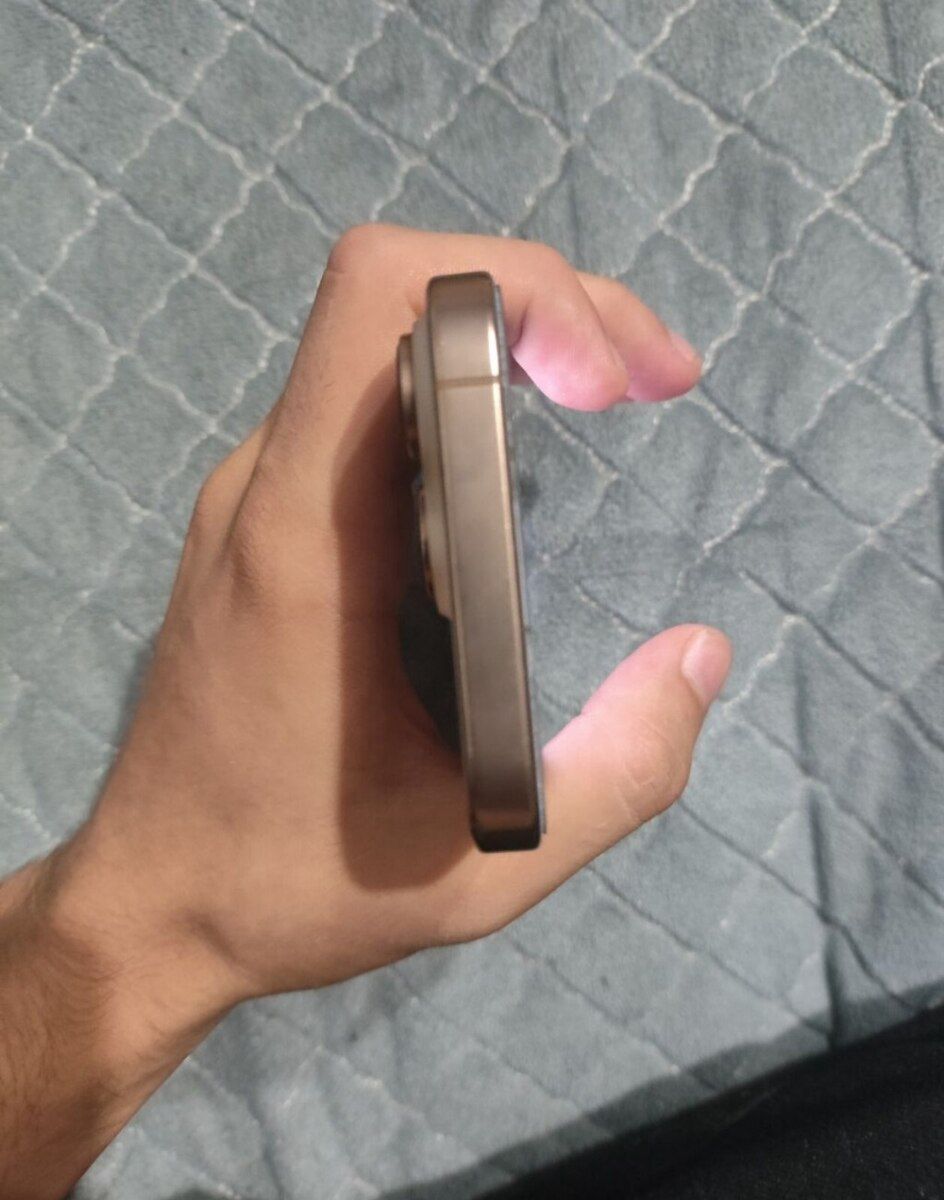 Apple iPhone 16 Pro Desert Titanium 128GB/8GB — Smartfonlar, Gəncə (2)