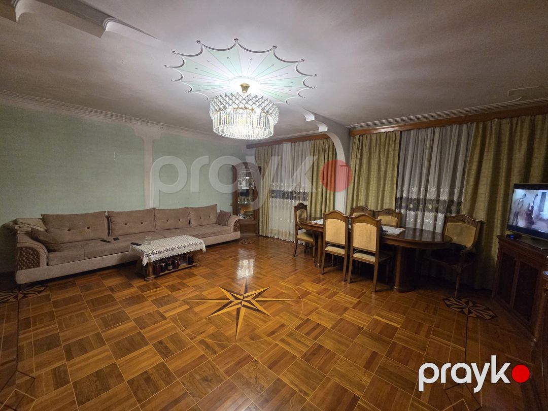 Satılır 4 otaqlı köhnə tikili 130 m² — Mənzil, Bakı (3)