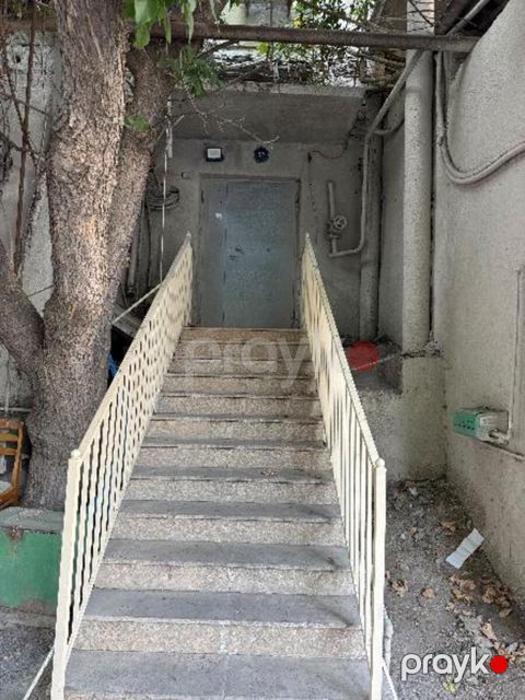 2-otaqlı mənzil kirayə verilir, Qara Qarayev m., 60 m²