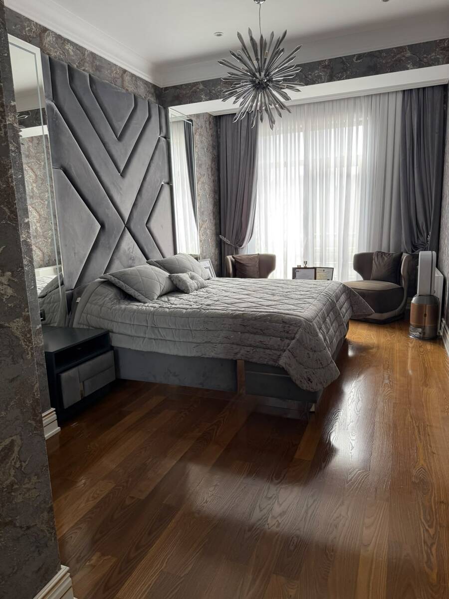 Satılır 5 otaqlı yeni tikili 330 m² — Mənzil, Bakı (8)