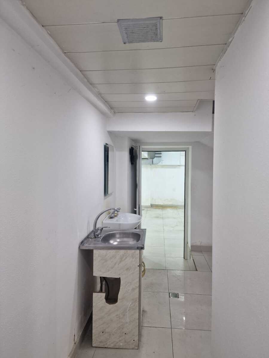 İcarəyə verilir obyekt 250 m² — Əmlak, Bakı (12)