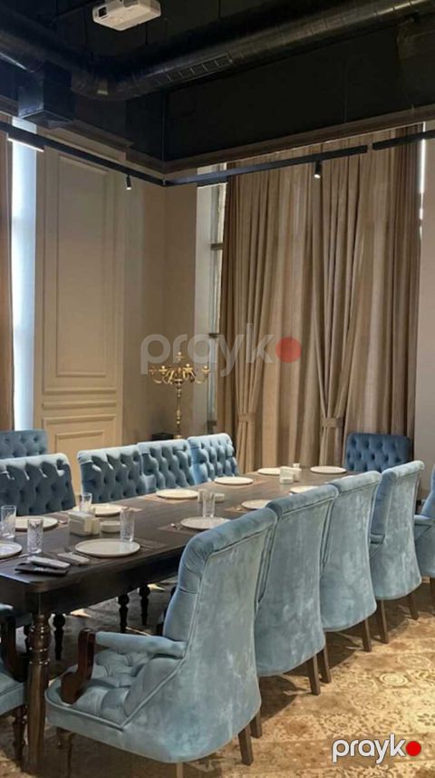 Satılır obyekt 368 m² — Bakı