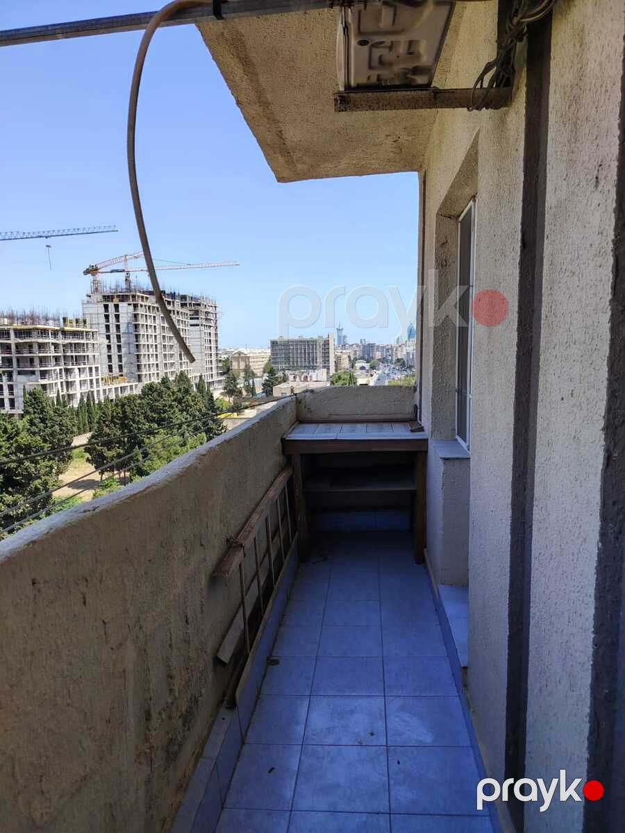 Satılır 2 otaqlı köhnə tikili 65 m² — Mənzil, Bakı (9)
