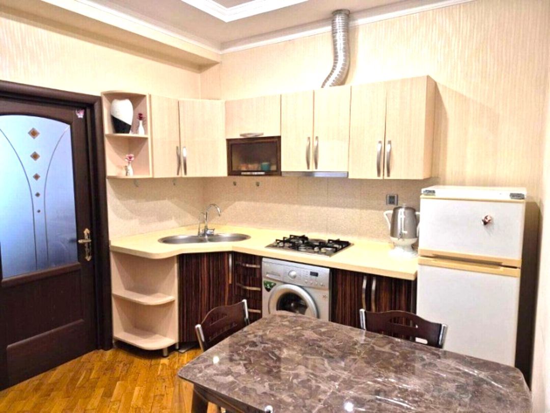 Satılır 2 otaqlı yeni tikili 60 m² — Mənzil, Bakı (4)