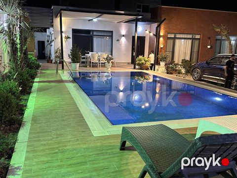 İcarəyə verilir 4 otaqlı həyət evi/bağ evi 260 m²