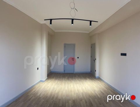 Satılır 3 otaqlı yeni tikili 113 m² — Bakı