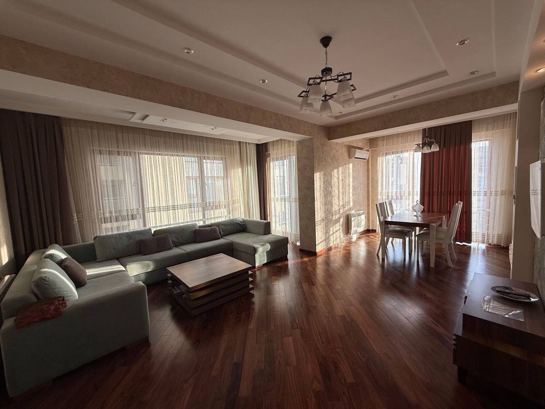 İcarəyə verilir 3 otaqlı yeni tikili 130 m² — Mənzil, Bakı (4)